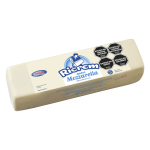 Queso Mozzarella Ricrem trozado por kilo, mozzarella de textura compacta, sabor suave y excelente fundido, ideal para pizzas, empanadas, sándwiches y gratinados, libre de gluten.